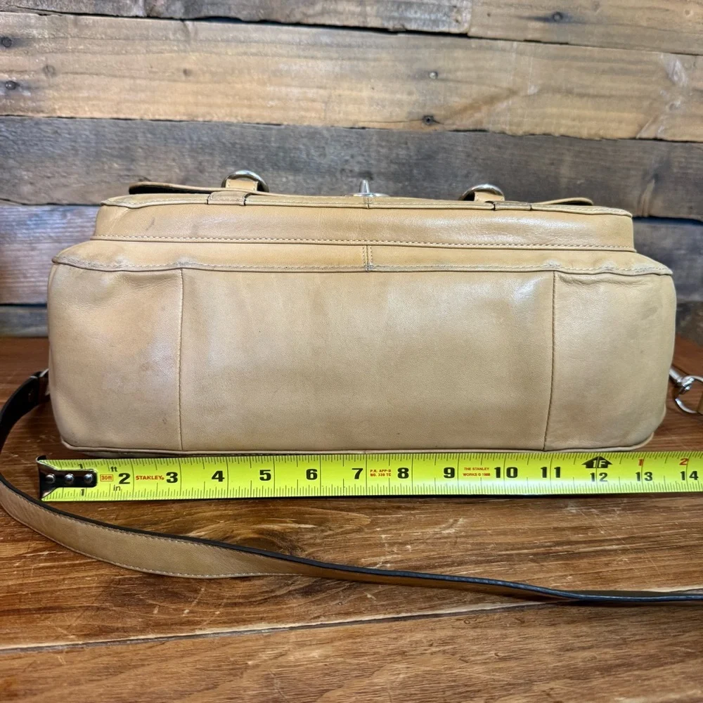 Coach Chelsea Tan Leather Purse Handbag F14017‎